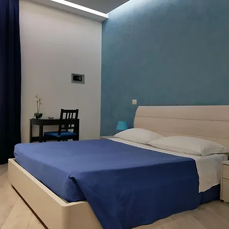 Nocleg ze śniadaniem Domus Barberini 4*